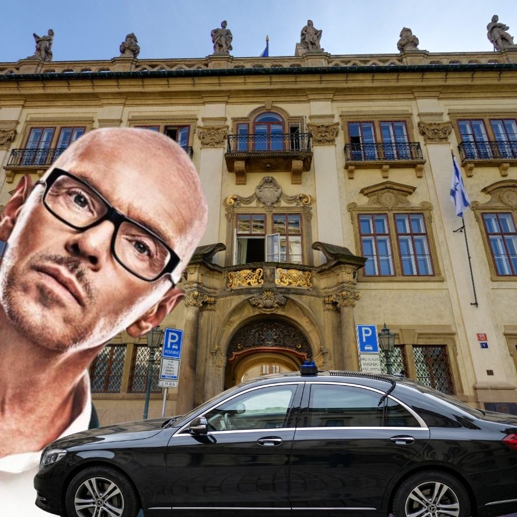 Zneužívají politici papalášsky majáčky na silnicích? Stát neví a zpětná kontrola je takřka nemožná